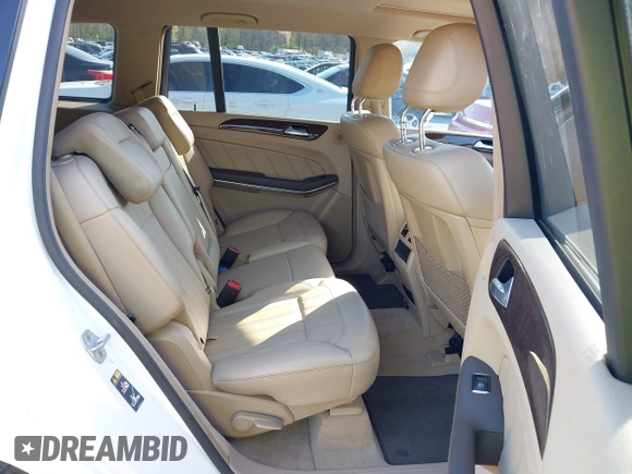 2014 Mercedes-Benz GL-Class GL 450 with VIN 4JGDF7CE5EA430524, listed as a IAAI auction lot 42020941 with 84,544 mi miles. Bid and sale history available at carsss.com. Image 8.