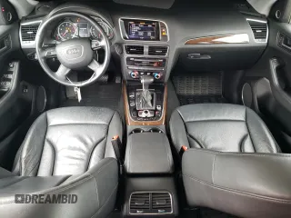 2016 Audi Q5 Premium Plus с VIN WA1L2AFP7GA074452, выставлен на аукционе Copart как лот 61082715 с пробегом 71 224 миль миль и Списание • Salvage title. История ставок и продаж доступна на DreamBid. Изображение 8.