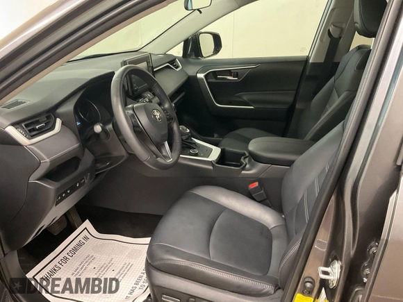 2022 Toyota RAV4 Hybrid XLE Premium с VIN 4T3B6RFV6NU065906, выставлен на аукционе IAAI как лот 42792646 с пробегом 90 899 миль миль и . История ставок и продаж доступна на DreamBid. Изображение 6.