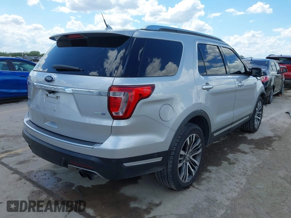 2018 Ford Explorer Platinum z VIN 1FM5K8HTXJGC54056, wystawiony jako IAAI lot #42234089 z przebiegiem 96 555 mil mil oraz . Historia ofert i sprzedaży dostępna na DreamBid. Obrazek 4.