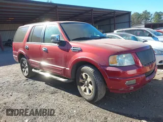 2004 Ford Expedition XLS with VIN 1FMRU13W24LA44972, listed as a IAAI auction lot 41393489 with 208,024 mi miles. Bid and sale history available at carsss.com. Image 1.