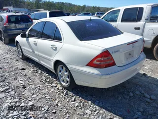 2002 Mercedes-Benz C 230/260/280/320 with VIN WDBRF61J32E006587, listed as a IAAI auction lot 41373136 with 144,026 mi miles and . Bid and sale history available at carsss.com. Image 3.