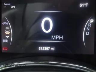 2020 Jeep Grand Cherokee Summit с VIN 1C4RJFJT4LC137073, выставлен на аукционе IAAI как лот 42265991 с пробегом 212 397 миль миль и . История ставок и продаж доступна на DreamBid. Изображение 15.