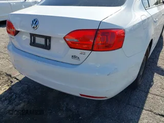 2014 Volkswagen Jetta SE с VIN 3VWD17AJ8EM284395, выставлен на аукционе IAAI как лот 42686750 с пробегом 183 600 миль миль и . История ставок и продаж доступна на DreamBid. Изображение 6.
