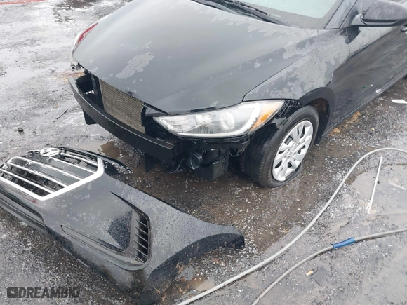 2018 Hyundai Elantra SE with VIN 5NPD74LF5JH402752, listed as a IAAI auction lot 41429536 with 173,526 mi miles. Bid and sale history available at carsss.com. Image 6.