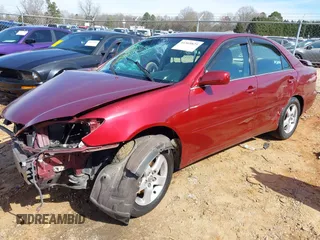 2002 Toyota Camry XLE z VIN 4T1BF32K02U006928, wystawiony jako IAAI lot #41569825 z przebiegiem 188 482 mil mil oraz . Historia ofert i sprzedaży dostępna na DreamBid. Obrazek 2.