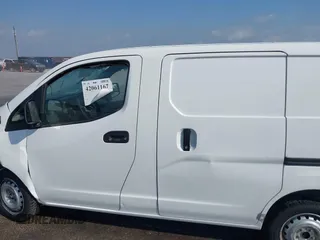 2015 Chevrolet City Express Cargo LS with VIN 3N63M0YN0FK724352, listed as a IAAI auction lot 42061167 with 159,734 mi miles and . Bid and sale history available at DreamBid. Image 14.