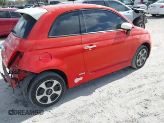 2016 FIAT 500e with VIN 3C3CFFGEXGT201552, listed as a IAAI auction lot 41538005 with 57,561 mi miles. Bid and sale history available at carsss.com. Image 4.