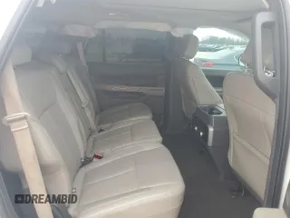 2018 Ford Expedition XLT z VIN 1FMJU1HT0JEA63693, wystawiony jako Copart lot #45327895 z przebiegiem 111 548 mil mil oraz Szkoda całkowita • Salvage title. Historia ofert i sprzedaży dostępna na DreamBid. Obrazek 11.