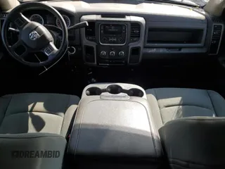 2013 Ram 2500 Tradesman z VIN 3C6TR5HT6DG579759, wystawiony jako Copart lot #51008765 z przebiegiem 56 540 mil mil oraz Szkoda całkowita • Salvage title. Historia ofert i sprzedaży dostępna na DreamBid. Obrazek 8.