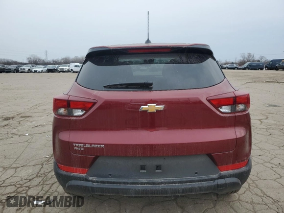 2024 Chevrolet TrailBlazer LS with VIN KL79MNSL7RB185629, listed as a Copart auction lot 84174374 with 2,011 mi miles and Clean Title. Bid and sale history available at DreamBid. Image 6.