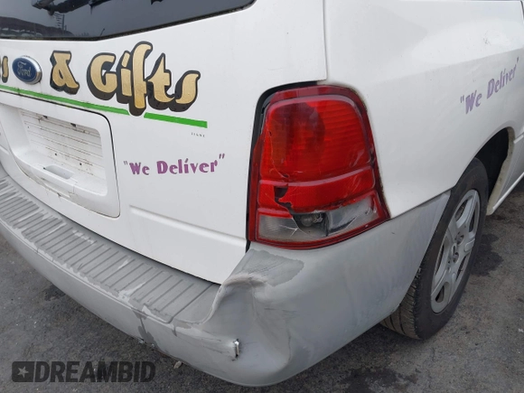 2004 Ford Freestar Cargo with VIN 2FTZA54674BB24626, listed as a IAAI auction lot 41243317 with 278,730 mi miles. Bid and sale history available at carsss.com. Image 6.