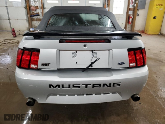 2002 Ford Mustang GT Deluxe z VIN 1FAFP45X62F160859, wystawiony jako Copart lot #45946145 z przebiegiem 110 078 mil mil oraz Szkoda całkowita • Salvage title. Historia ofert i sprzedaży dostępna na DreamBid. Obrazek 6.