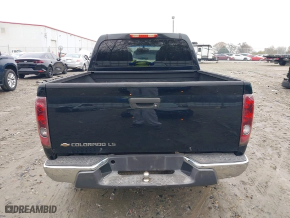 2005 Chevrolet Colorado 1SF LS Z71 with VIN 1GCDT136258273240, listed as a IAAI auction lot 41107257 with 251,788 mi miles. Bid and sale history available at carsss.com. Image 16.