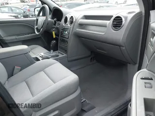 2005 Ford Freestyle SE with VIN 1FMZK01195GA33128, listed as a IAAI auction lot 41767224 with 199,751 mi miles. Bid and sale history available at carsss.com. Image 5.