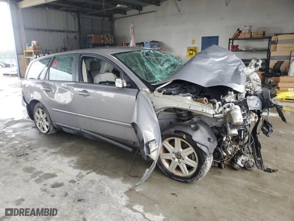 2006 Volvo V50 2.4L with VIN YV1MW382162199557, listed as a Copart auction lot 73193634 with 0 mi miles and Salvage Title. Bid and sale history available at carsss.com. Image 4.