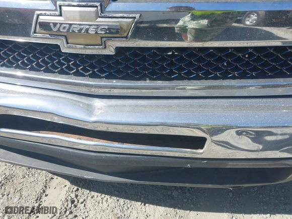 2010 Chevrolet Silverado 1500 LT with VIN 3GCRCSE04AG106550, listed as a IAAI auction lot 41917311 with 319,582 mi miles. Bid and sale history available at carsss.com. Image 18.