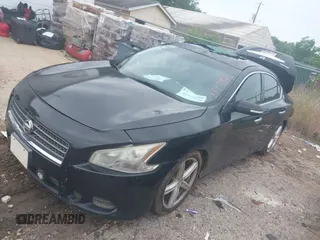 2009 Nissan Maxima S z VIN 1N4AA51E49C814792, wystawiony jako IAAI lot #42361879 z przebiegiem 284 213 mil mil oraz . Historia ofert i sprzedaży dostępna na DreamBid. Obrazek 2.