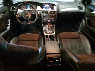 2014 Audi S4 Premium Plus z VIN WAUBGAFL9EA017499, wystawiony jako Copart lot #56227705 z przebiegiem 100 439 mil mil oraz Szkoda całkowita • Salvage title. Historia ofert i sprzedaży dostępna na DreamBid. Obrazek 8.
