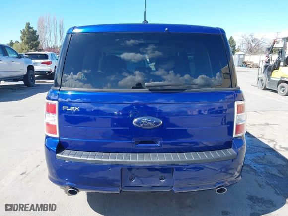 2014 Ford Flex SE with VIN 2FMGK5B85EBD19937, listed as a IAAI auction lot 41794906 with 188,361 mi miles. Bid and sale history available at carsss.com. Image 17.