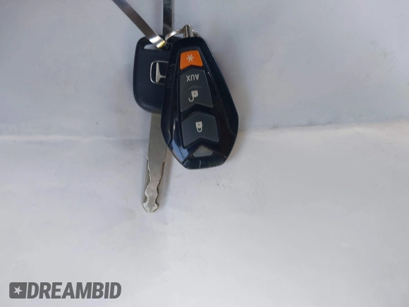 2004 Honda Element EX with VIN 5J6YH18524L007354, listed as a IAAI auction lot 42643340 with 317,333 mi miles and . Bid and sale history available at DreamBid. Image 11.