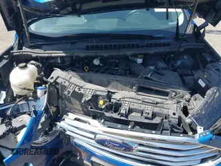 2020 Ford Edge SEL z VIN 2FMPK4J98LBA07595, wystawiony jako IAAI lot #42068572 z przebiegiem 105 352 mil mil oraz . Historia ofert i sprzedaży dostępna na DreamBid. Obrazek 10.