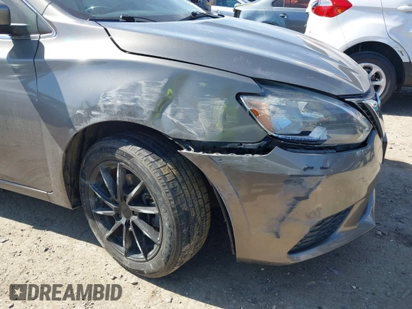 2016 Nissan Sentra SR with VIN 3N1AB7AP7GL669062, listed as a IAAI auction lot 41676408 with 124,397 mi miles and . Bid and sale history available at DreamBid. Image 6.