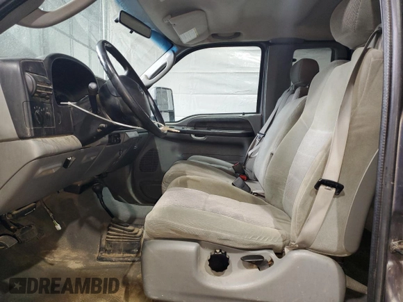2005 Ford F-350 XL with VIN 1FTWX31P35EB41027, listed as a Copart auction lot 57124585 with 304,957 mi miles and Salvage title. Bid and sale history available at DreamBid. Image 7.