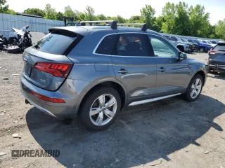 2018 Audi Q5 Premium Plus z VIN WA1BNAFY4J2068976, wystawiony jako Copart lot #59005005 z przebiegiem 121 247 mil mil oraz Szkoda całkowita • Salvage title. Historia ofert i sprzedaży dostępna na DreamBid. Obrazek 3.