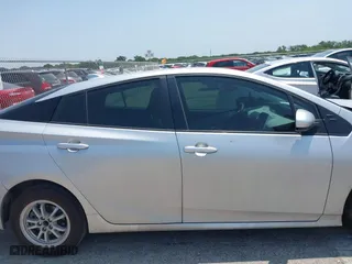 2022 Toyota Prius L Eco with VIN JTDKAMFU3N3169426, listed as a IAAI auction lot 39835932 with 37,756 mi miles. Bid and sale history available at carsss.com. Image 13.