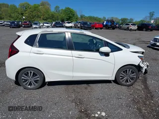 2015 Honda Fit EX-L with VIN 3HGGK5H86FM717784, listed as a IAAI auction lot 41997384 with 109,551 mi miles and . Bid and sale history available at DreamBid. Image 13.