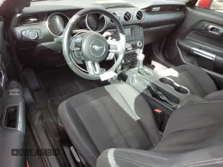 2018 Ford Mustang EcoBoost z VIN 1FA6P8TH3J5172653, wystawiony jako Copart lot #47821565 z przebiegiem 94 947 mil mil oraz Szkoda całkowita • Salvage title. Historia ofert i sprzedaży dostępna na DreamBid. Obrazek 8.