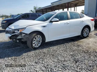 2017 Kia Optima LX z VIN 5XXGT4L32HG133016, wystawiony jako Copart lot #55403735 z przebiegiem 55 696 mil mil oraz Szkoda całkowita • Salvage title. Historia ofert i sprzedaży dostępna na DreamBid. Obrazek 1.