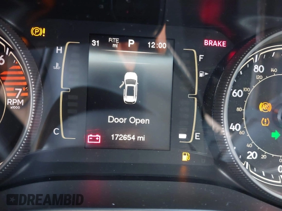 2016 Jeep Cherokee Sport z VIN 1C4PJLAB1GW324322, wystawiony jako IAAI lot #40495263 z przebiegiem 172 654 mil mil oraz . Historia ofert i sprzedaży dostępna na DreamBid. Obrazek 7.