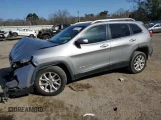 2015 Jeep Cherokee Latitude with VIN 1C4PJLCB5FW790959, listed as a Copart auction lot 47581375 with 157,139 mi miles and Salvage Title. Bid and sale history available at carsss.com. Image 1.