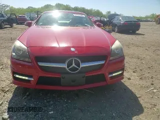 2013 Mercedes-Benz SLK 250 с VIN WDDPK4HA6DF051329, выставлен на аукционе Copart как лот 54751565 с пробегом 58 224 миль миль и Списание • Salvage title. История ставок и продаж доступна на DreamBid. Изображение 13.