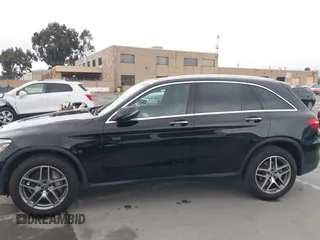 2019 Mercedes-Benz GLC 300 z VIN WDC0G4KBXKF593247, wystawiony jako IAAI lot #41913203 z przebiegiem 30 833 mil mil oraz . Historia ofert i sprzedaży dostępna na DreamBid. Obrazek 14.