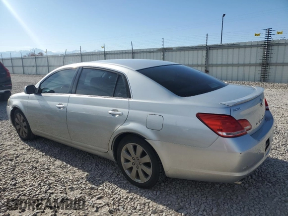 2006 Toyota Avalon XL with VIN 4T1BK36B86U083073, listed as a Copart auction lot 58098885 with 251,023 mi miles and Clean title. Bid and sale history available at DreamBid. Image 2.