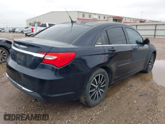 2011 Chrysler 200 LX with VIN 1C3BC4FB1BN521335, listed as a IAAI auction lot 41552093 with 221,145 mi miles. Bid and sale history available at carsss.com. Image 4.