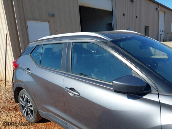 2018 Nissan Kicks SV with VIN 3N1CP5CU9JL545559, listed as a IAAI auction lot 41365421 with 110,357 mi miles. Bid and sale history available at carsss.com. Image 13.