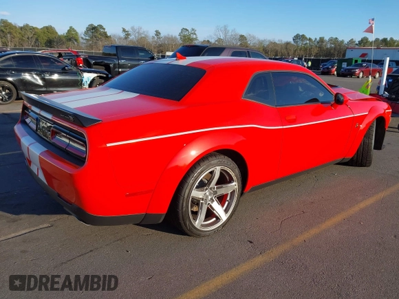 2021 Dodge Challenger R/T Scat Pack z VIN 2C3CDZFJ9MH637240, wystawiony jako IAAI lot #41411595 z przebiegiem 13 175 mil mil oraz . Historia ofert i sprzedaży dostępna na DreamBid. Obrazek 4.