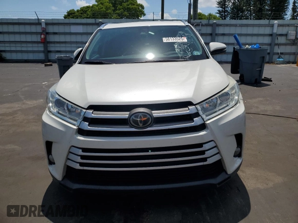 2018 Toyota Highlander SE with VIN 5TDKZRFH2JS550203, listed as a Copart auction lot 58133525 with 117,891 mi miles and Salvage title. Bid and sale history available at DreamBid. Image 5.