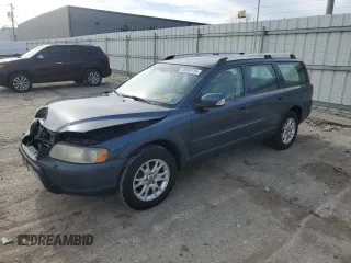 2007 Volvo XC70 with VIN YV4SZ592671259450, listed as a Copart auction lot 48892015 with 301,867 mi miles and Salvage Title. Bid and sale history available at carsss.com. Image 1.