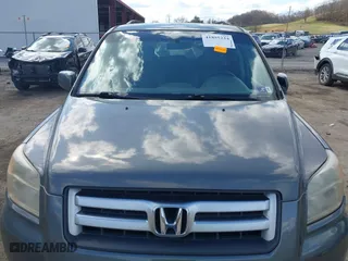 2008 Honda Pilot VP with VIN 5FNYF18268B009277, listed as a IAAI auction lot 41855234 with 150,311 mi miles. Bid and sale history available at carsss.com. Image 6.