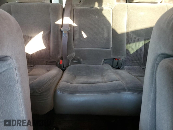 2003 Chevrolet Tahoe LS with VIN 1GNEC13T43R142268, listed as a Copart auction lot 88926345 with 202,145 mi miles and Salvage Title. Bid and sale history available at carsss.com. Image 10.