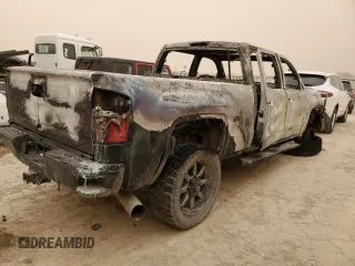 2015 GMC Sierra 2500HD Denali with VIN 1GT120E8XFF185600, listed as a Copart auction lot 49123735 with Not provided miles and Non repairable. Bid and sale history available at DreamBid. Image 3.