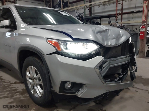 2020 Chevrolet Traverse LT Cloth with VIN 1GNEVGKWXLJ251423, listed as a IAAI auction lot 41650180 with 28,815 mi miles. Bid and sale history available at carsss.com. Image 17.