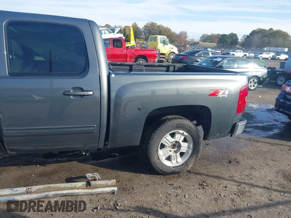 2011 Chevrolet Silverado 1500 LTZ with VIN 3GCPKTE39BG212827, listed as a IAAI auction lot 41044871 with 197,096 mi miles and . Bid and sale history available at DreamBid. Image 17.