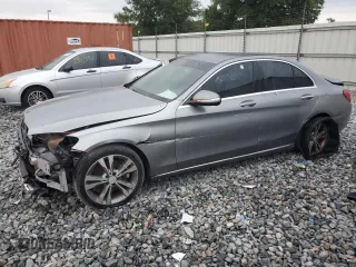 2015 Mercedes-Benz C-Class C 300 with VIN 55SWF4JBXFU087950, listed as a Copart auction lot 52254375 with 102,622 mi miles and Salvage Title. Bid and sale history available at carsss.com. Image 1.