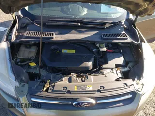2013 Ford Escape SE with VIN 1FMCU0GX1DUA41932, listed as a IAAI auction lot 41896200 with 190,545 mi miles. Bid and sale history available at carsss.com. Image 10.